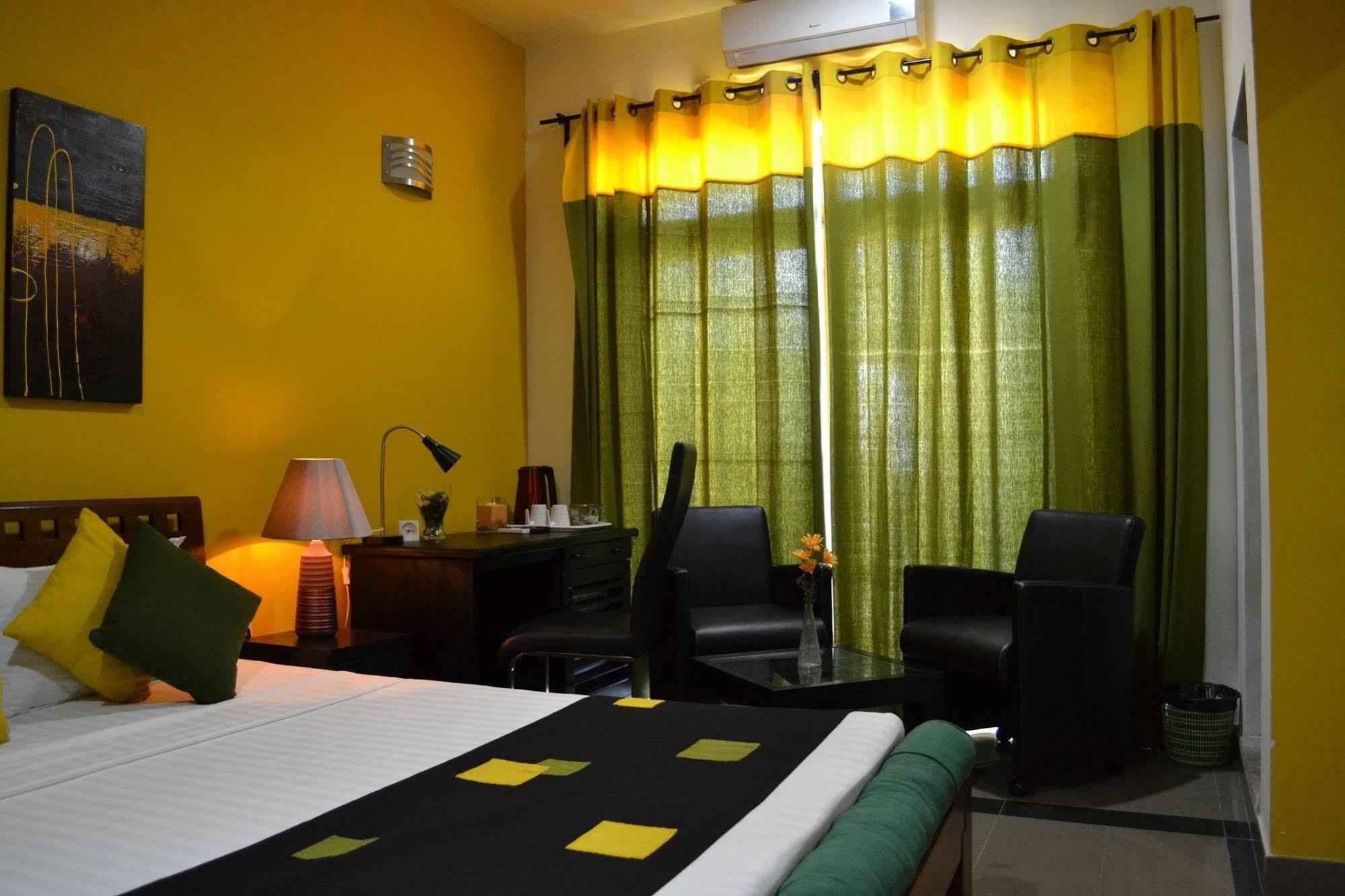Oyo 437 Amali Residence Nugegoda Ngoại thất bức ảnh